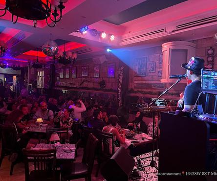 Restaurantes con música en vivo en miami