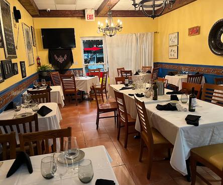 Restaurantes españoles con show en Miami